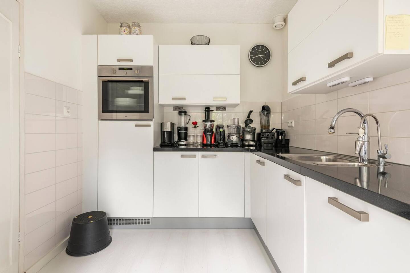 Cozy Room In Residential Alkmaar - Free Parking ภายนอก รูปภาพ